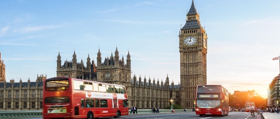 Your Guide to Visiting London for Less